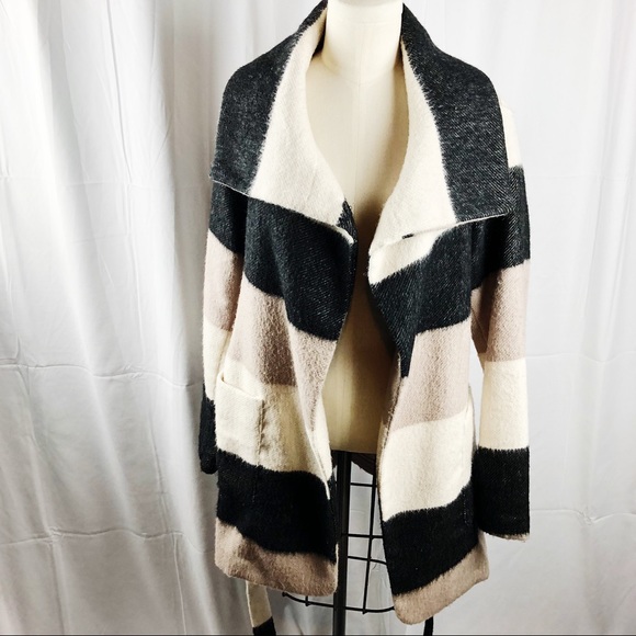 🌟HP🌟 H&M Divided Colorblock Wrap Coat - Picture 5 of 8